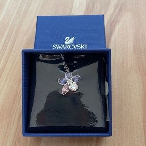 Swarovski heritage flower pendant